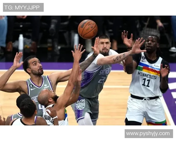 森林狼逆转国王的精彩对决展现逆境中的坚韧与团队精神